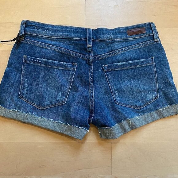 Blank NYC BNWOT Womens cuffed jean shorts distressed "the fulton" - Picture 7 of 9